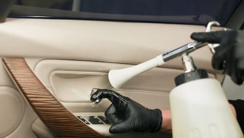 Čištění a ošetření plastů